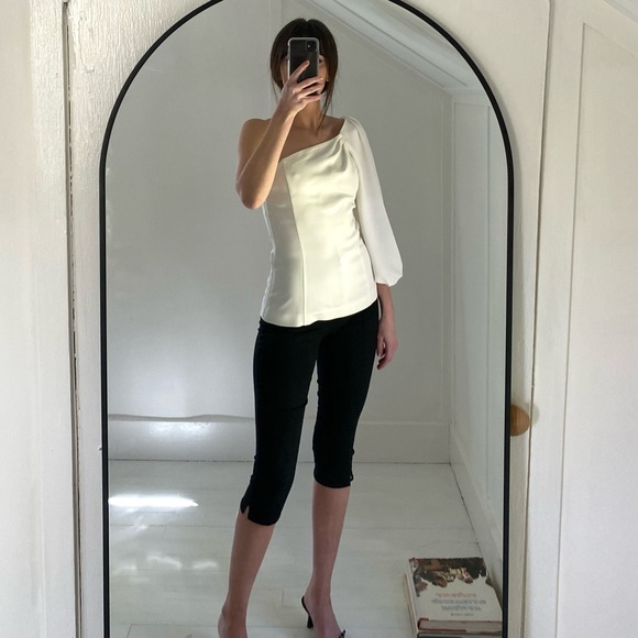 G. Label by Goop Celina One-Shoulder Puff Sleeve Top in Ivory - Picture 9 of 14